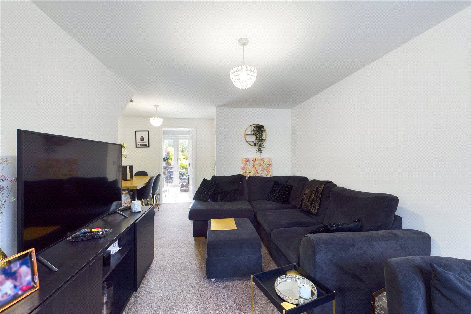 2 bedroom House to let in Reading, Berkshire