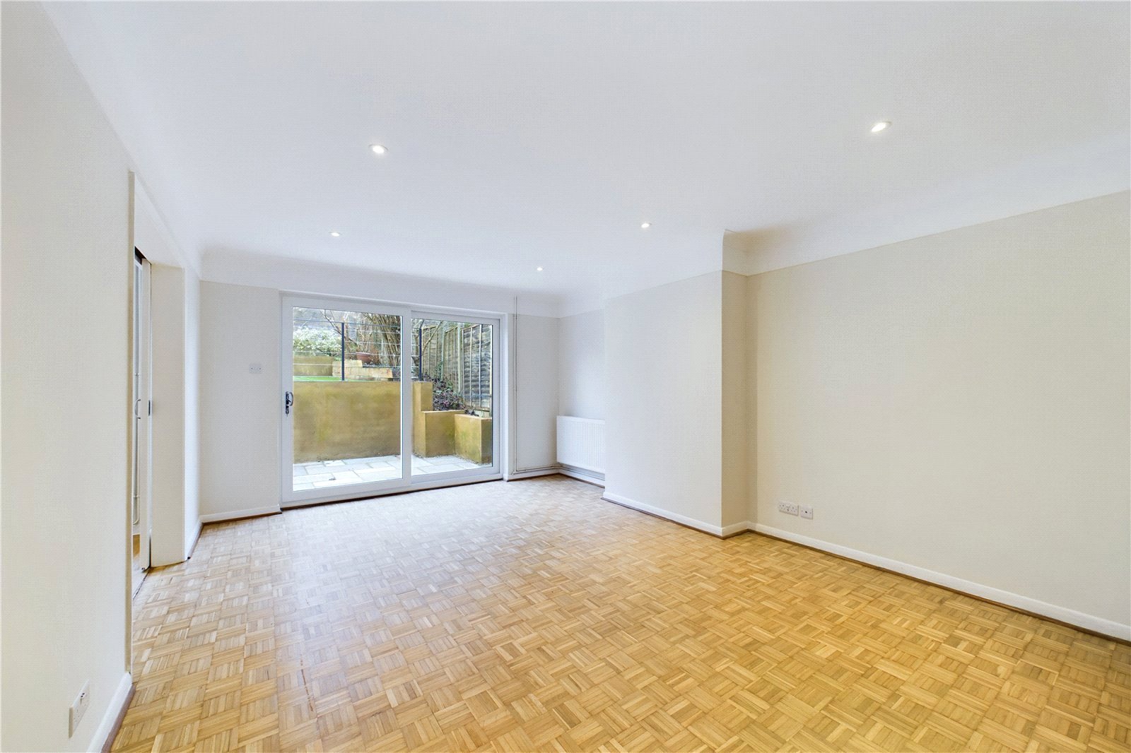 3 bedroom House to let in Tilehurst, Reading, Berkshire