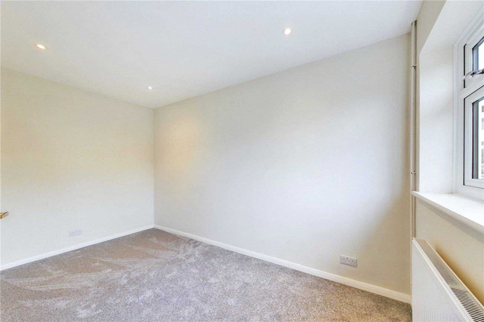 3 bedroom House to let in Tilehurst, Reading, Berkshire