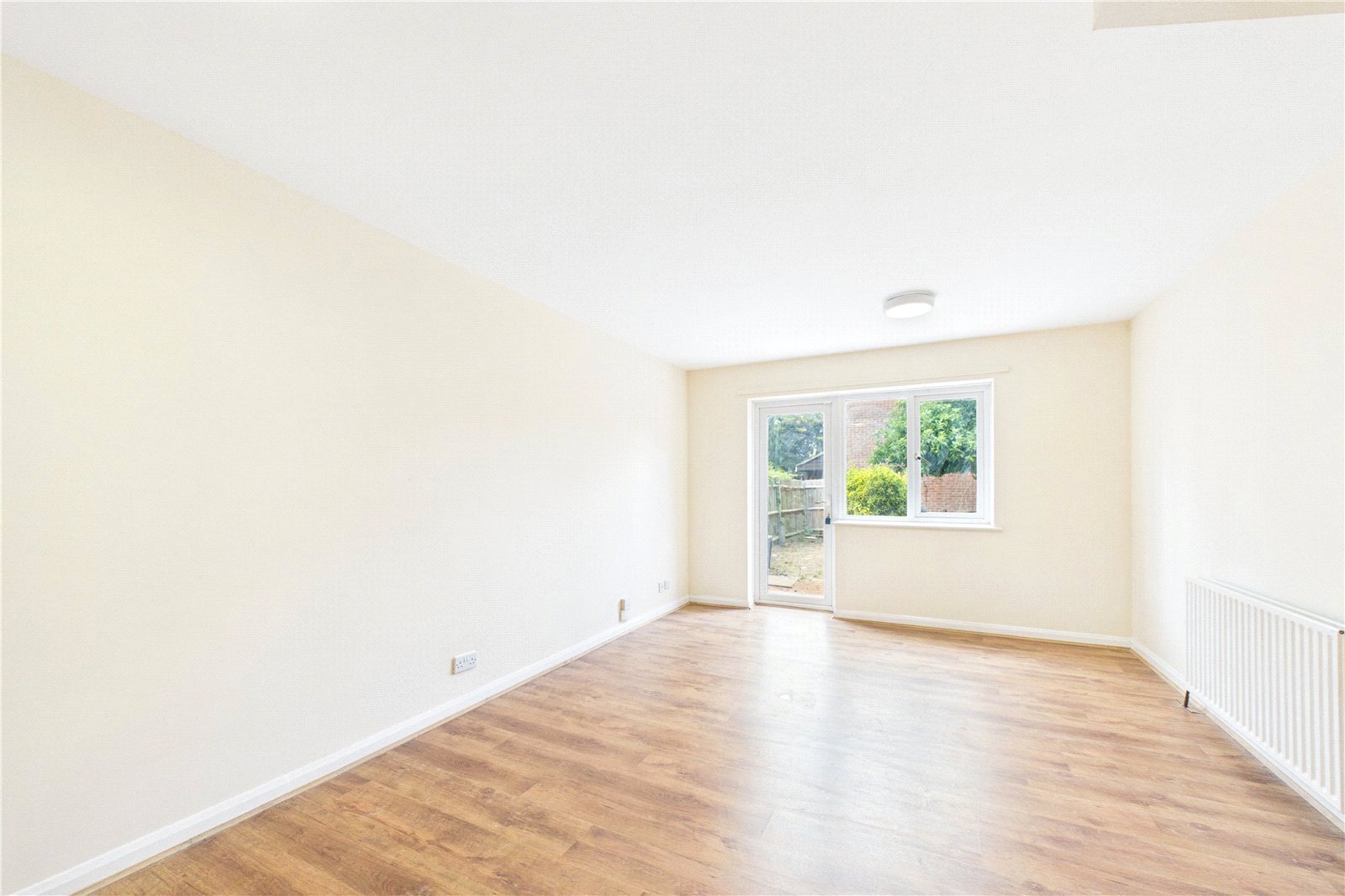 2 bedroom House to let in Reading, Berkshire
