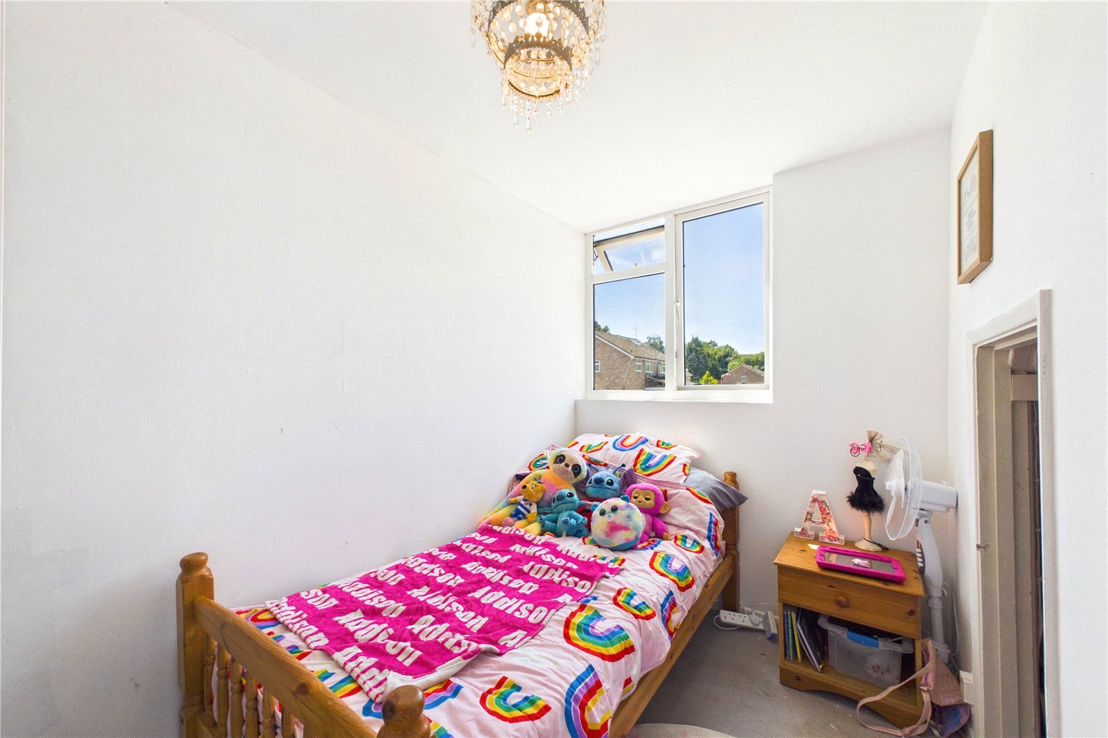 4 bedroom House to let in Burghfield Common, Reading, Berkshire