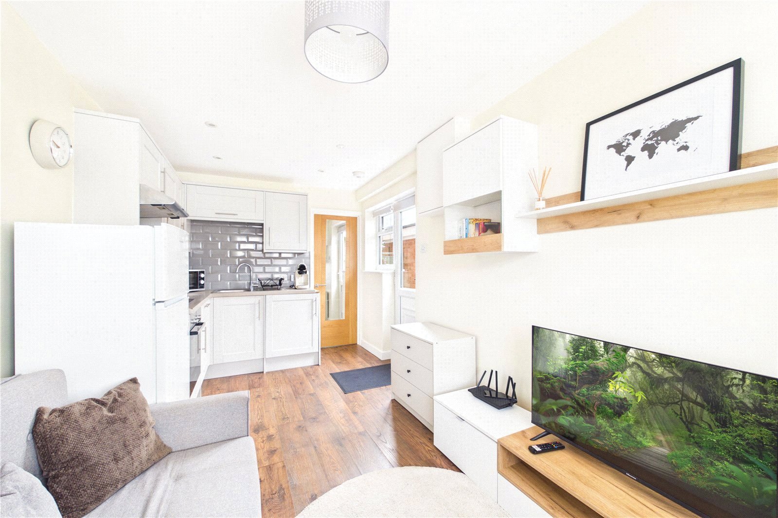 4 bedroom House to let in Tilehurst, Reading, Berkshire