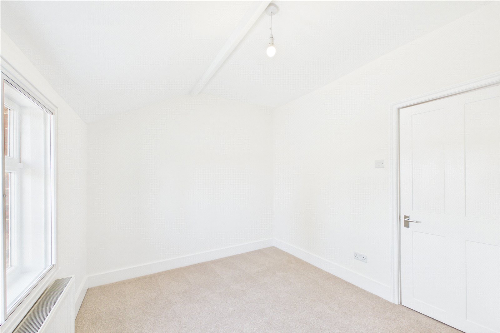 2 bedroom House to let in Sulhamstead, Reading, Berkshire