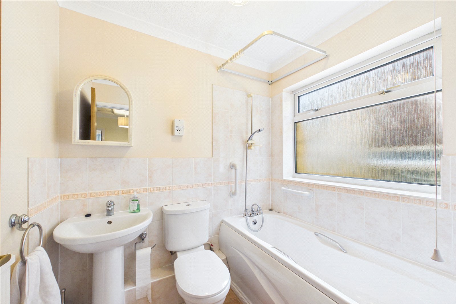 2 bedroom Flat to let in Tilehurst, Reading, Berkshire
