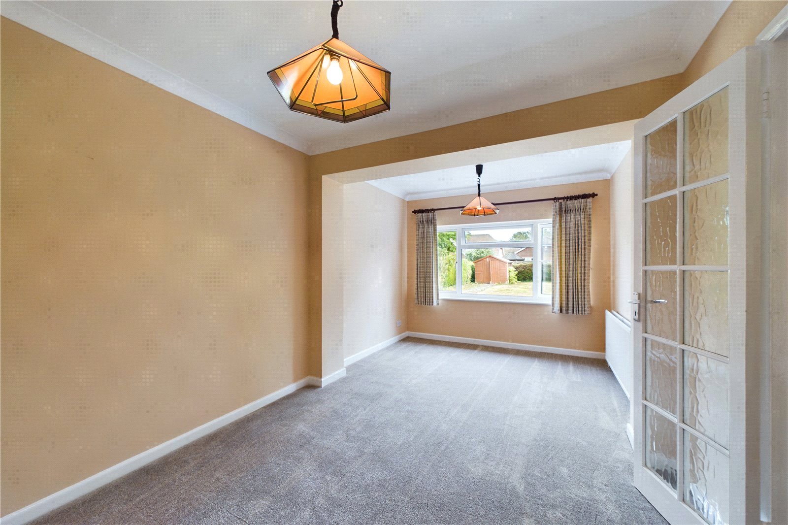 3 bedroom Bungalow to let in Tilehurst, Reading, Berkshire