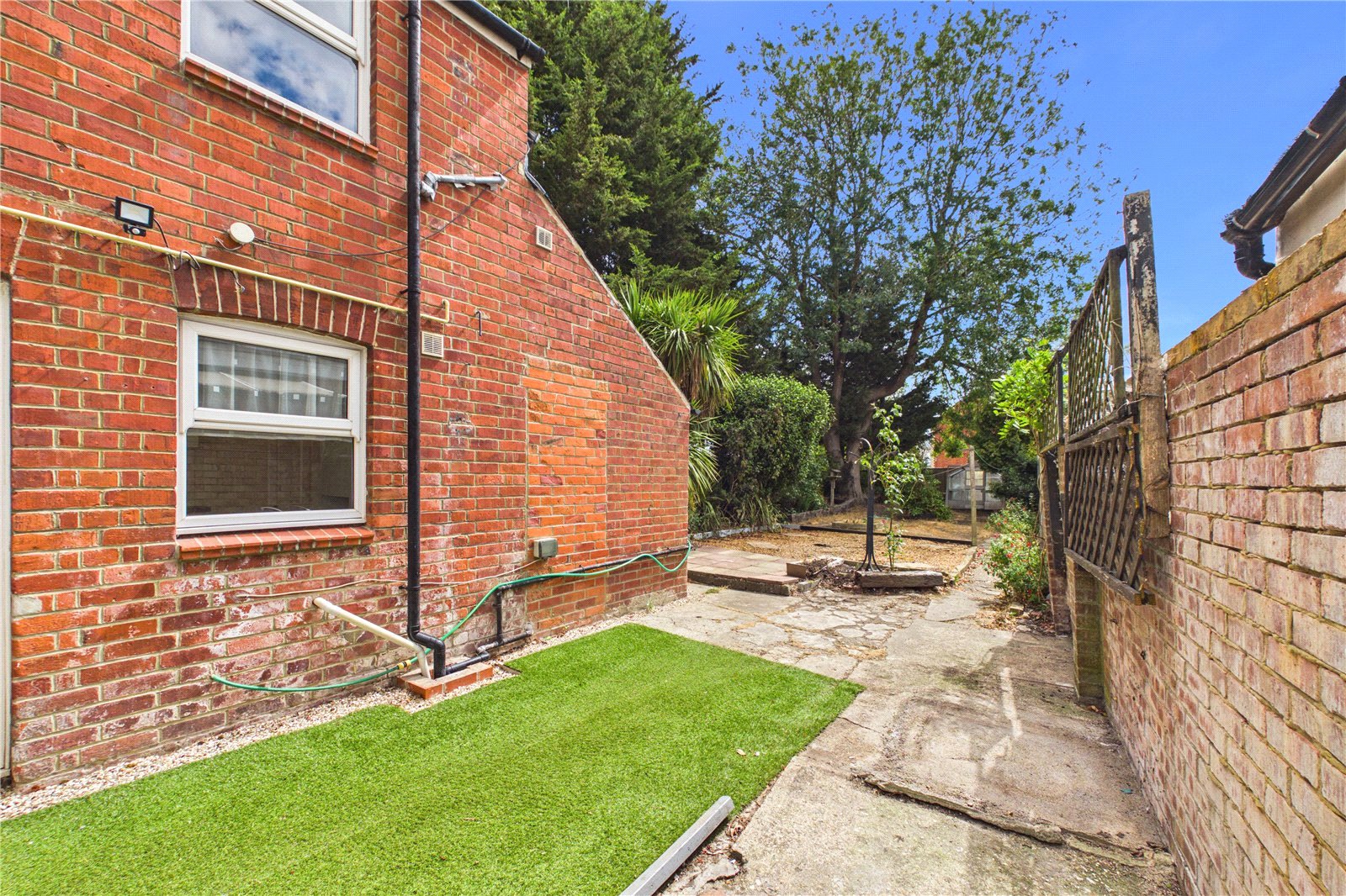 3 bedroom House to let in Tilehurst, Reading, Berkshire