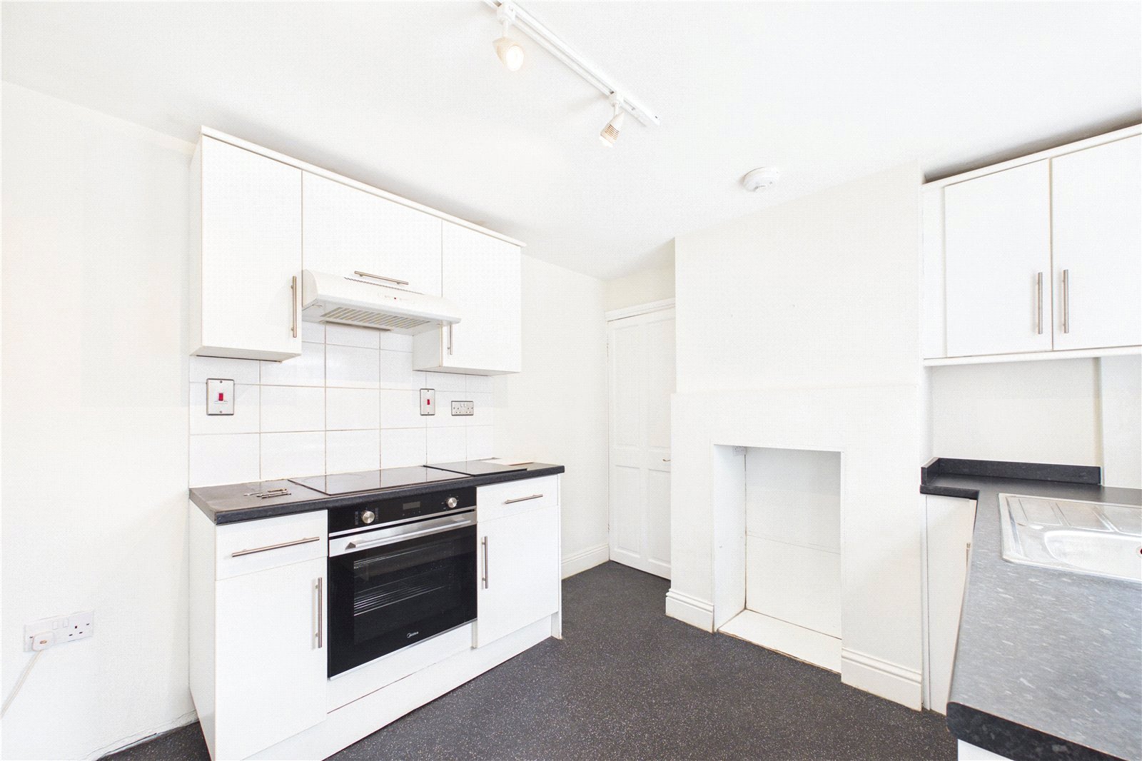 3 bedroom House to let in Tilehurst, Reading, Berkshire