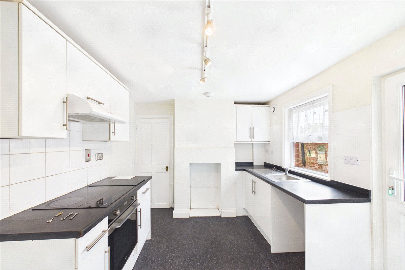 3 bedroom House to let in Tilehurst, Reading, Berkshire