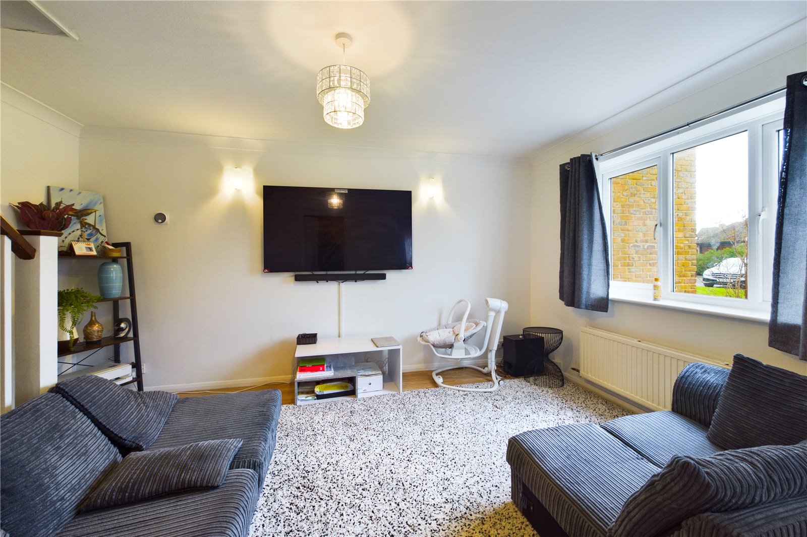 2 bedroom House to let in Calcot, Reading, Berkshire