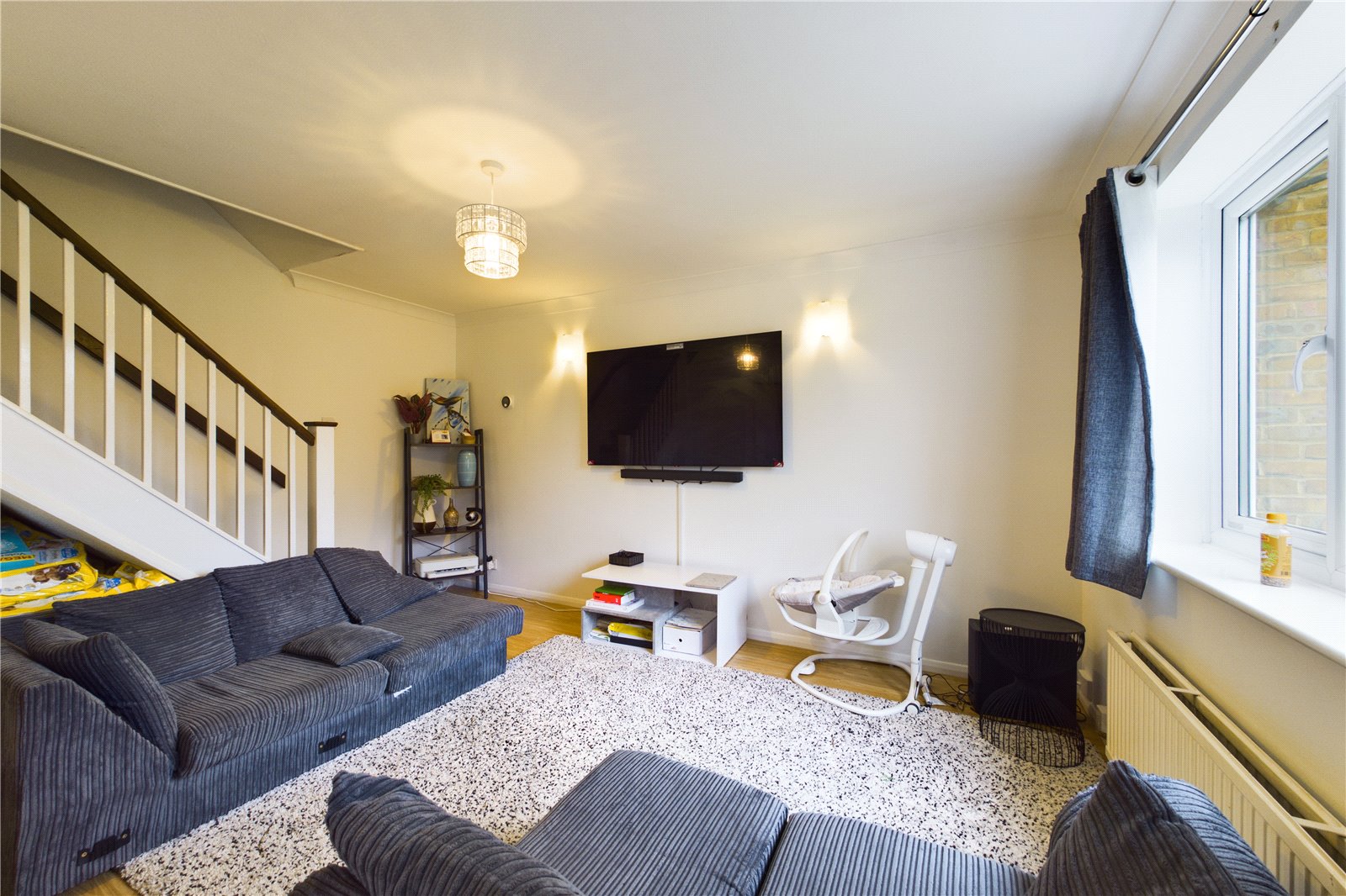 2 bedroom House to let in Calcot, Reading, Berkshire