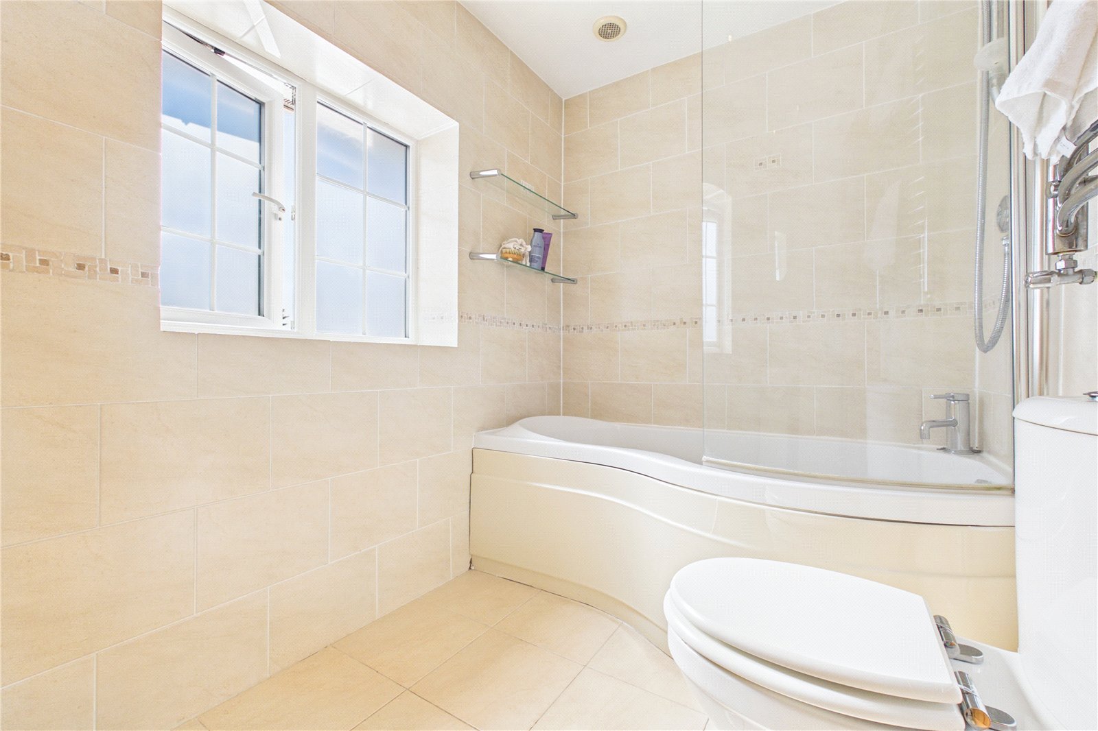 3 bedroom House for sale in Theale, Reading, Berkshire