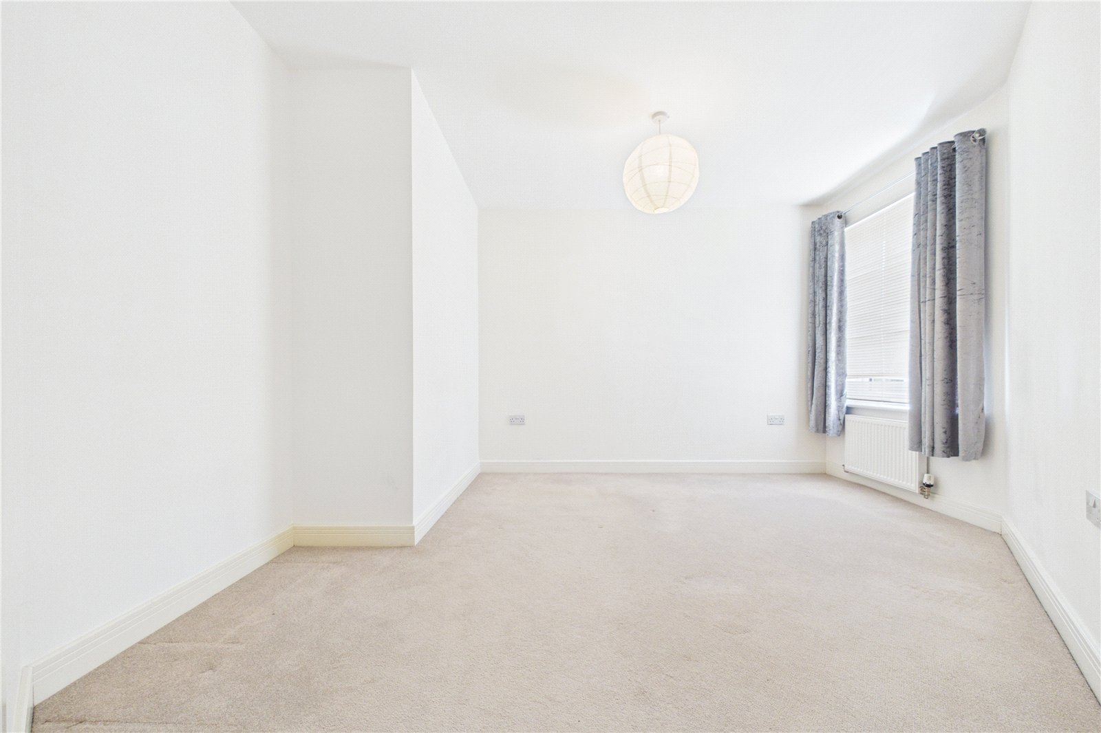 2 bedroom Flat for sale in Calcot, Reading