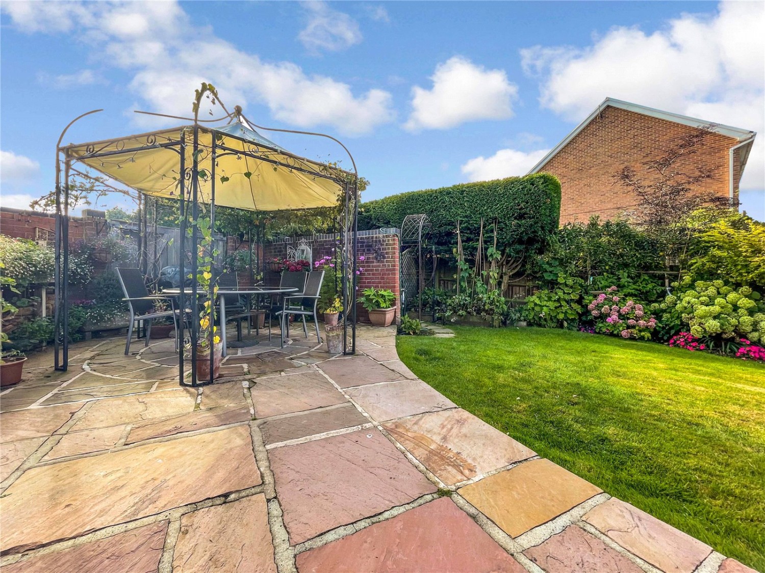 Tilehurst, Reading