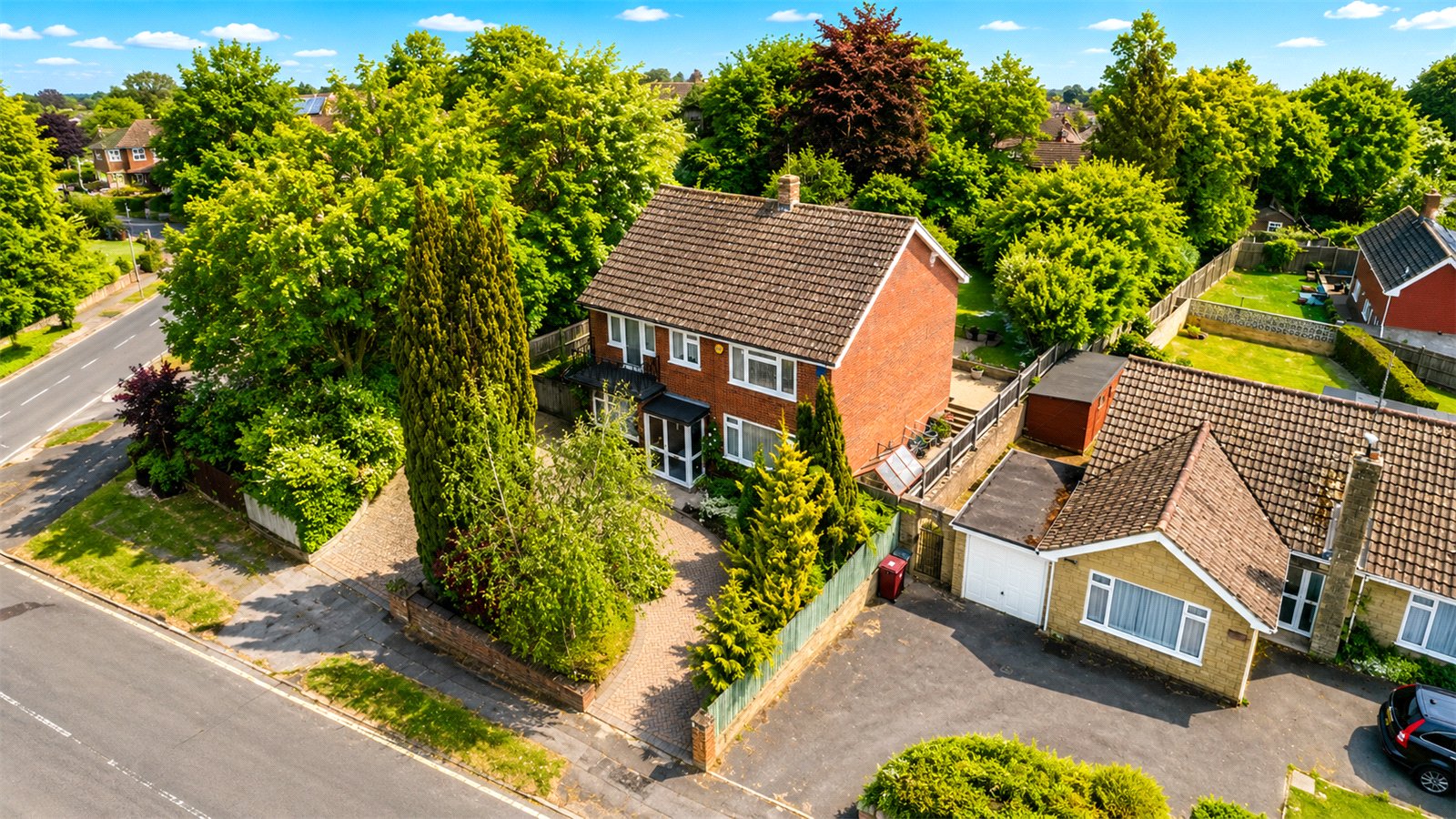 4 bedroom House for sale in Tilehurst, Reading, Berkshire