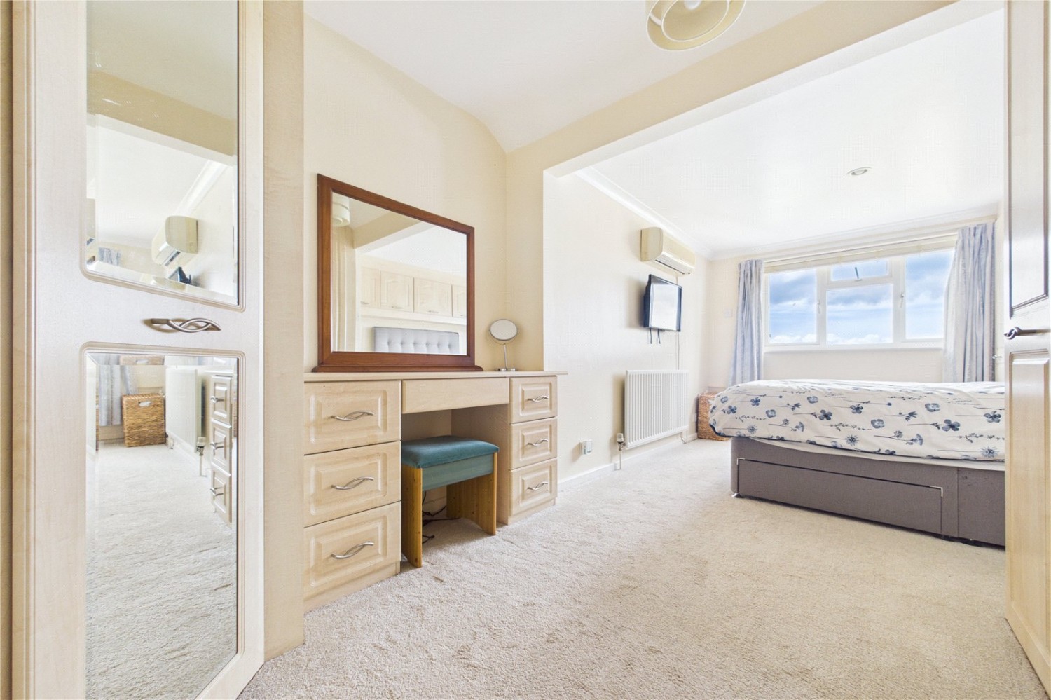 Tilehurst, Reading, Berkshire
