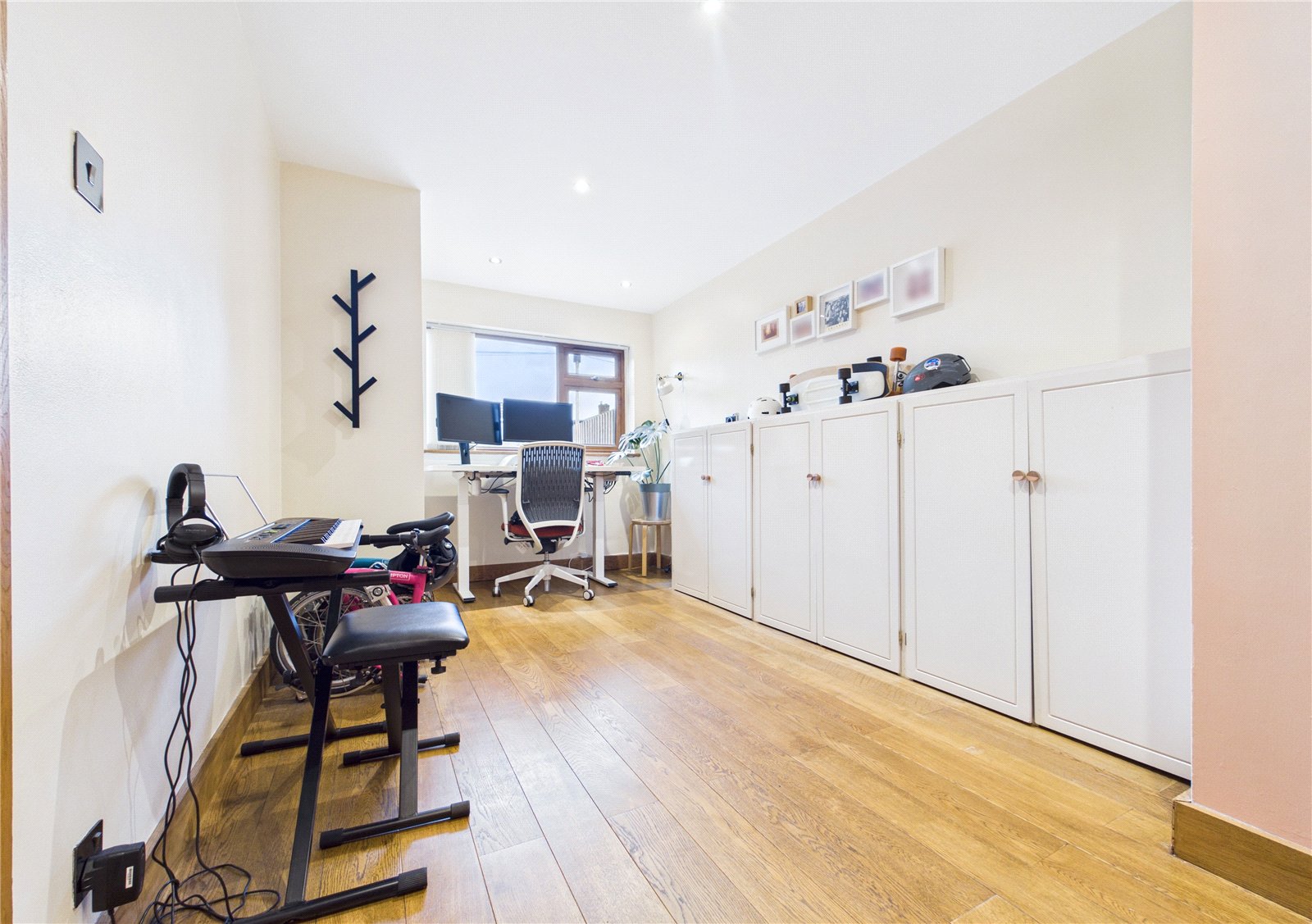 4 bedroom House for sale in Purley on Thames, Reading, Berkshire