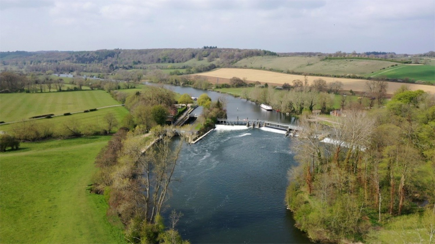 Purley on Thames, Reading, Berkshire