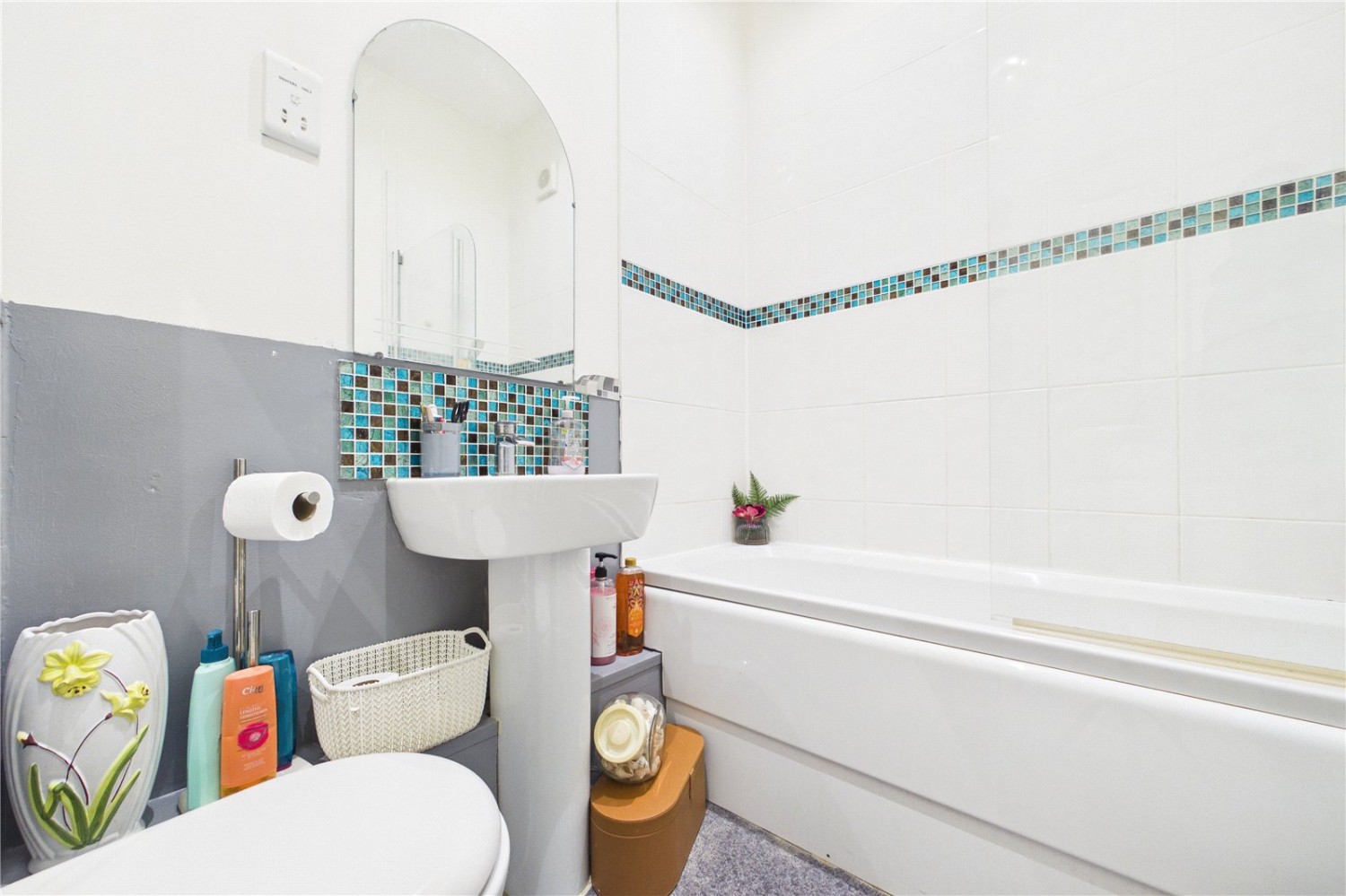 Norcot Road, Tilehurst, Reading