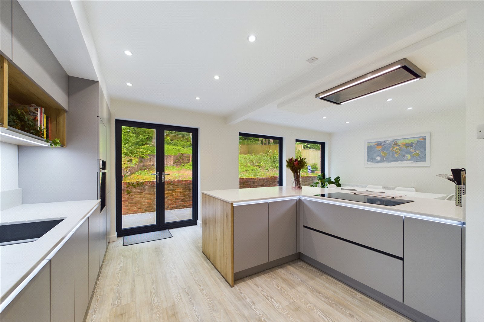 4 bedroom House for sale in Purley on Thames, Reading, Berkshire