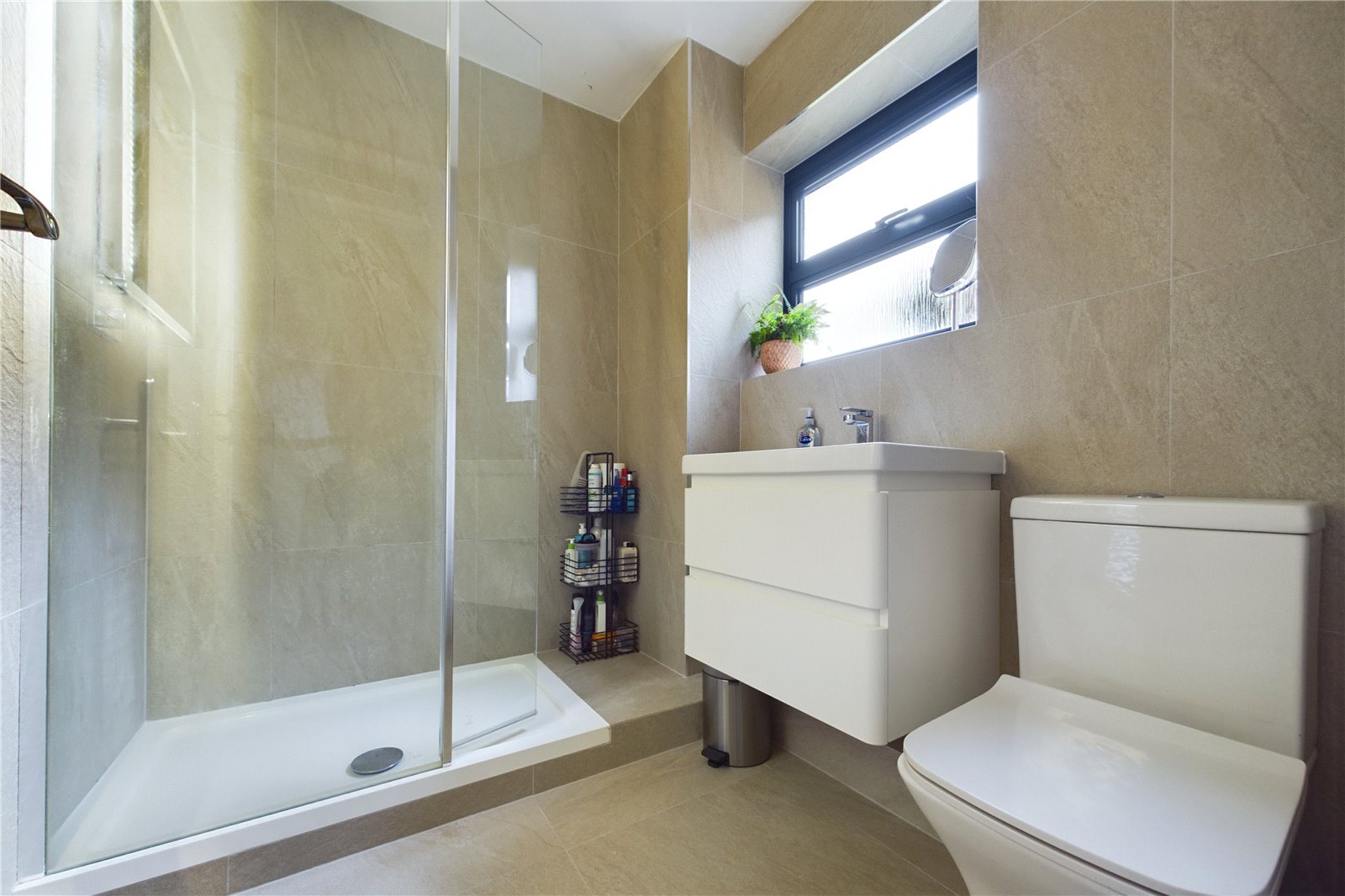 4 bedroom House for sale in Purley on Thames, Reading, Berkshire