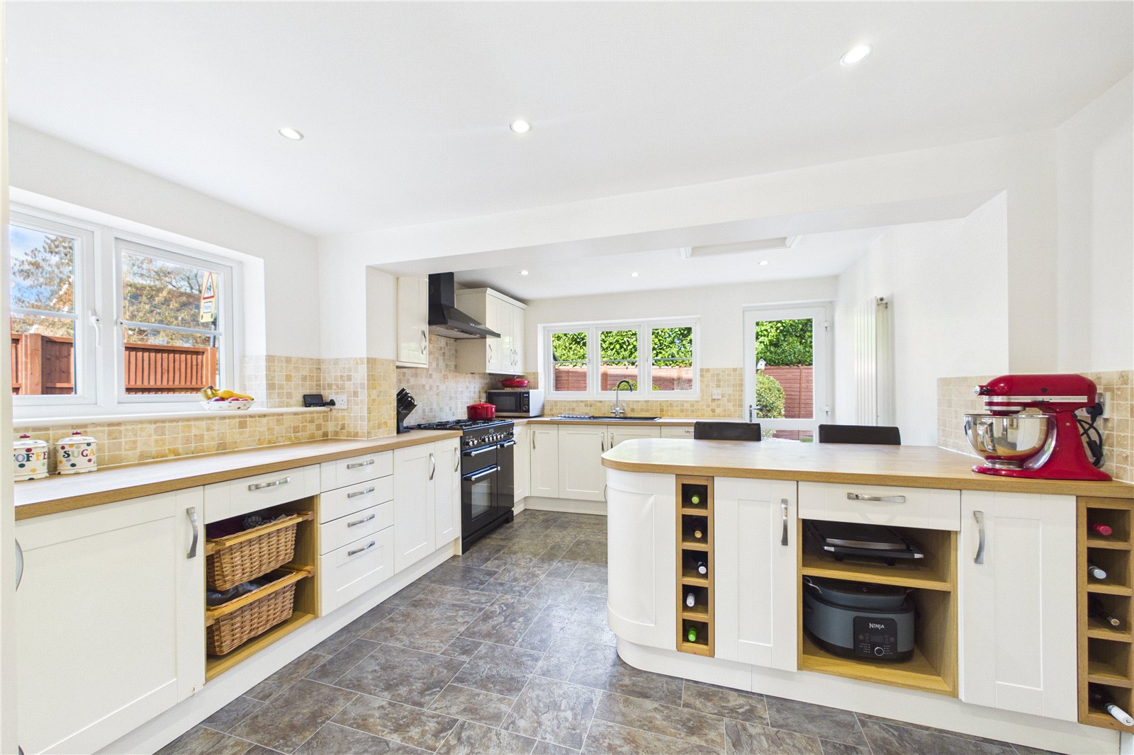 4 bedroom House for sale in Tilehurst, Reading, Berkshire