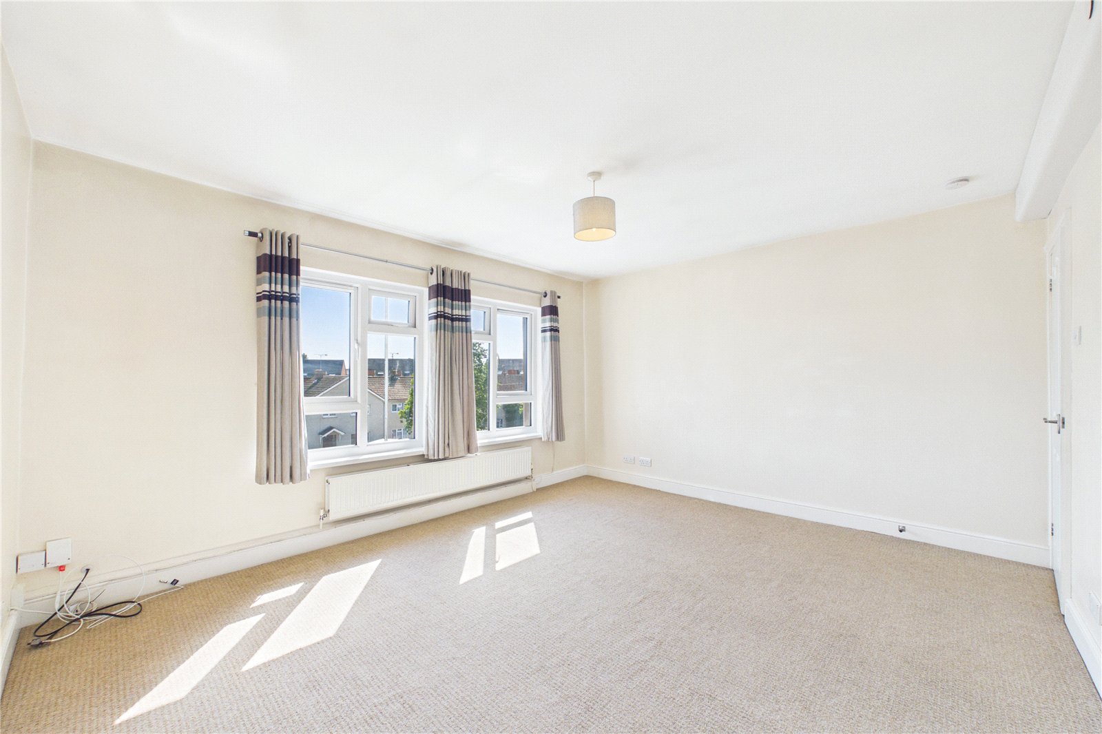 2 bedroom Flat to let in Tilehurst, Reading, Berkshire
