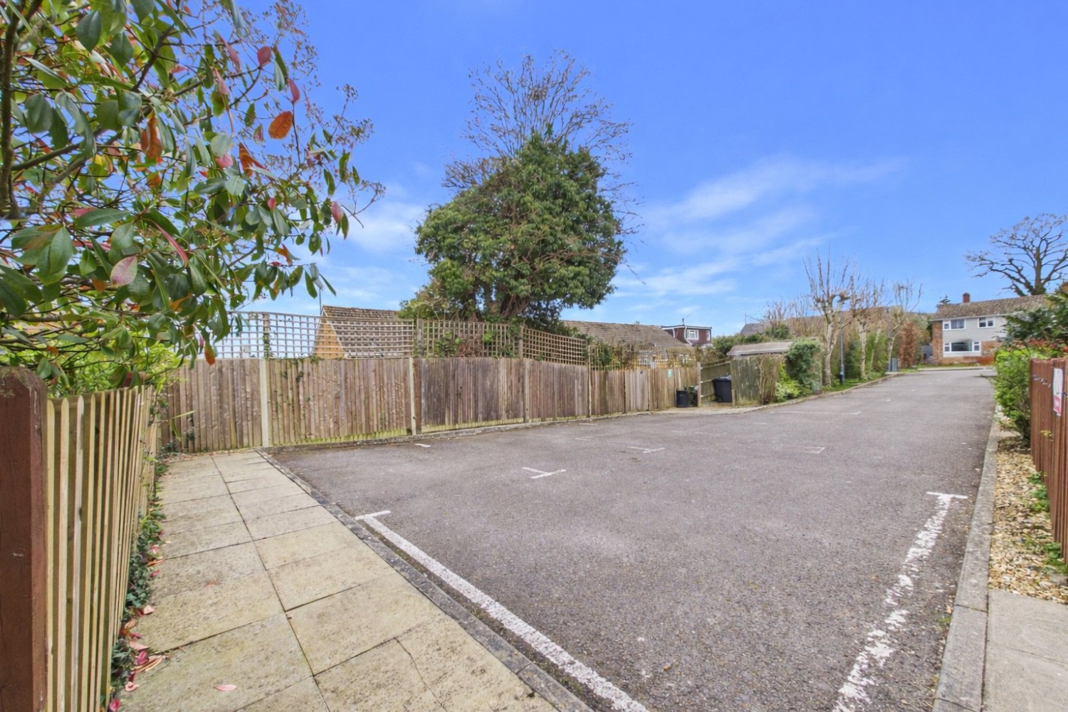 Chieveley Close, Tilehurst, Reading