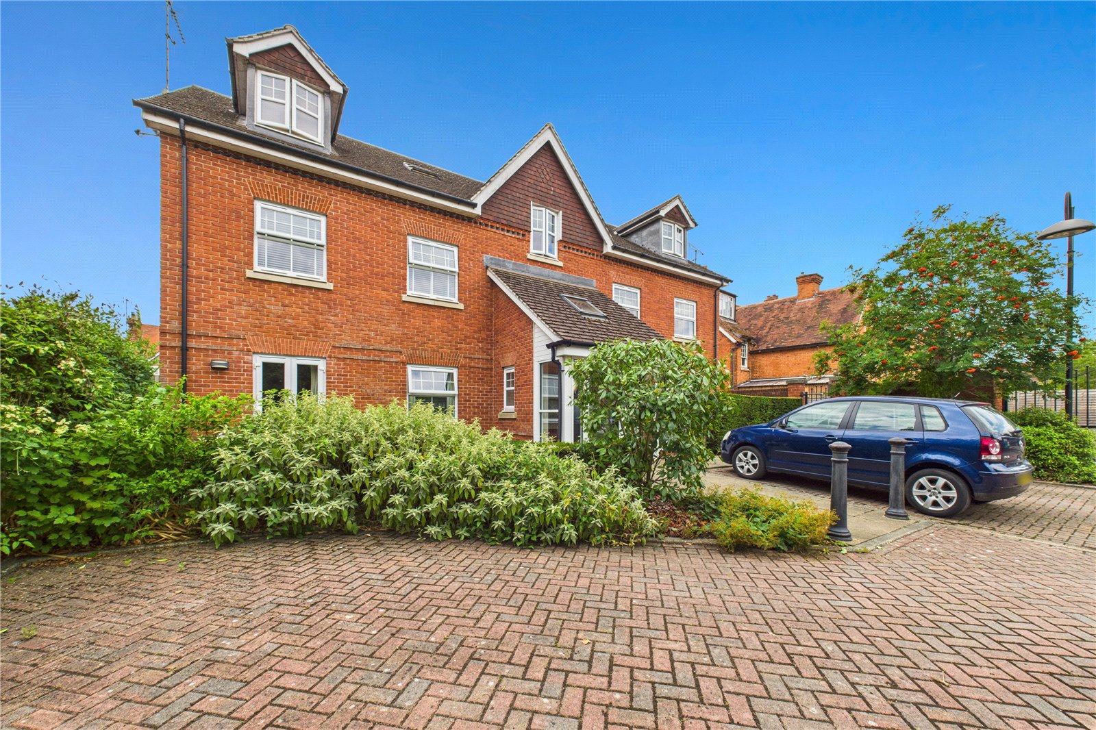 1 bedroom Flat for sale in Reading Road, Pangbourne, Reading