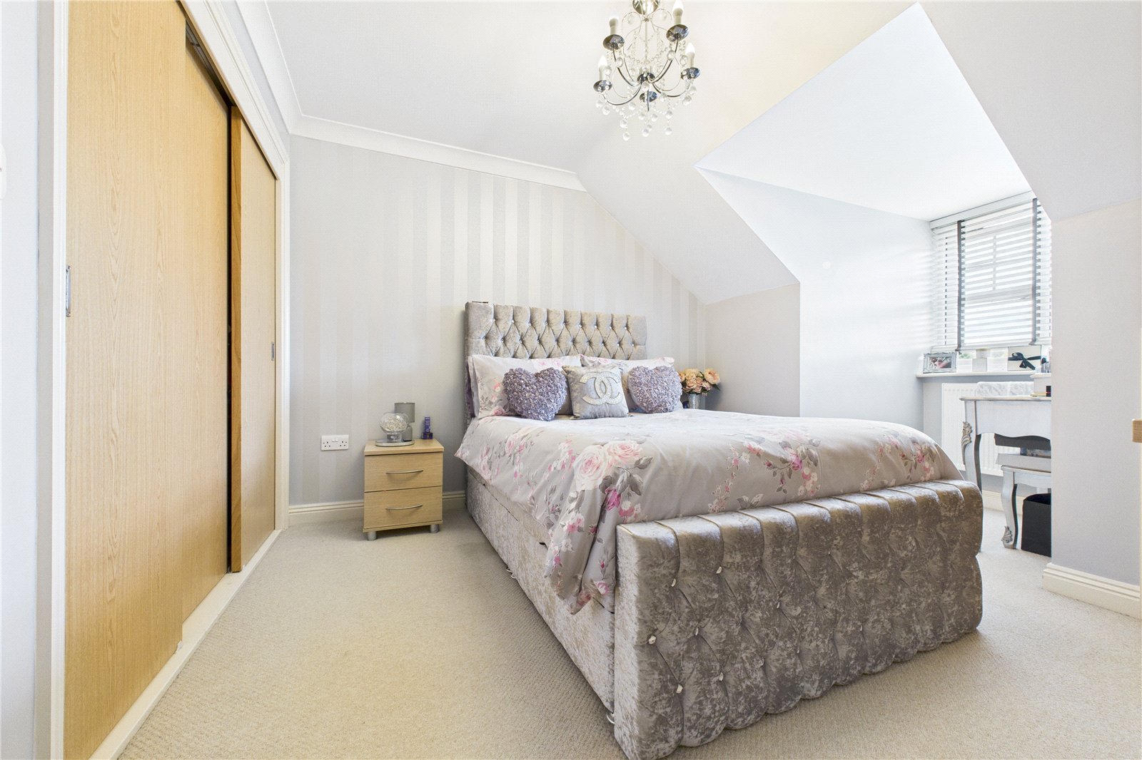 1 bedroom Flat for sale in Reading Road, Pangbourne, Reading