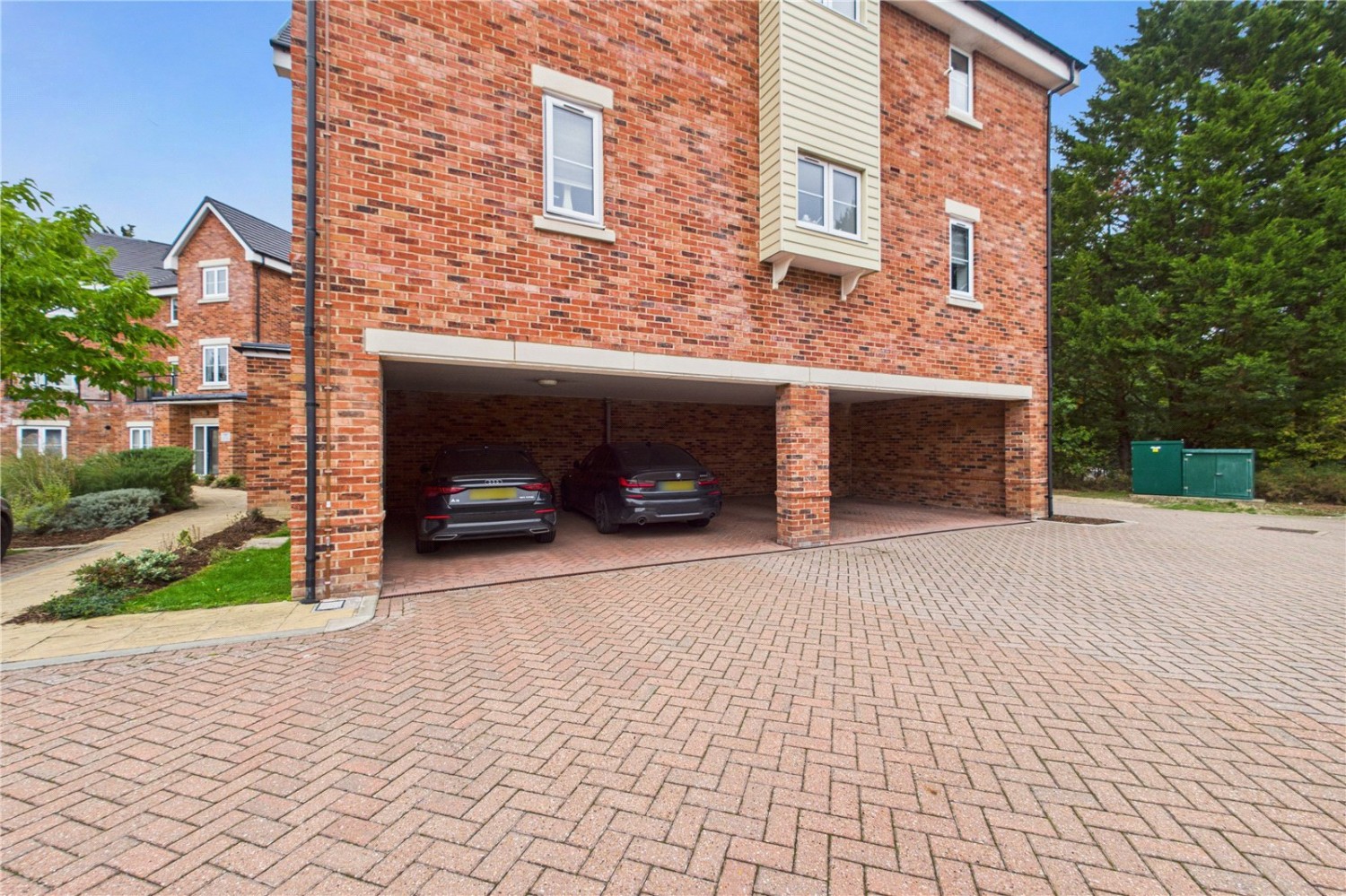 Calcot, Reading, Berkshire