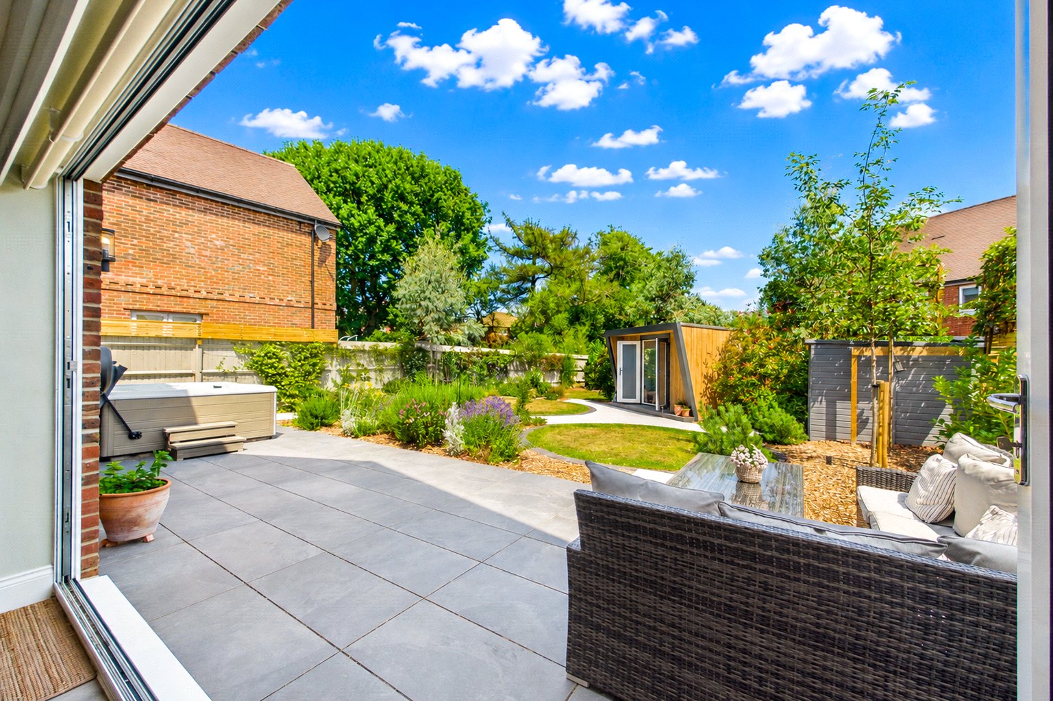4 bedroom House for sale in Tilehurst, Reading, Berkshire