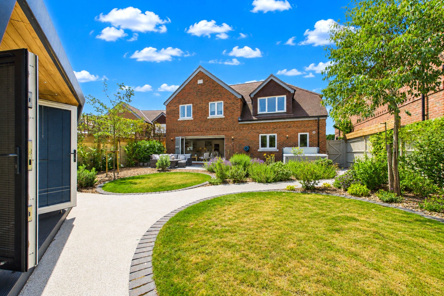 4 bedroom House for sale in Tilehurst, Reading, Berkshire