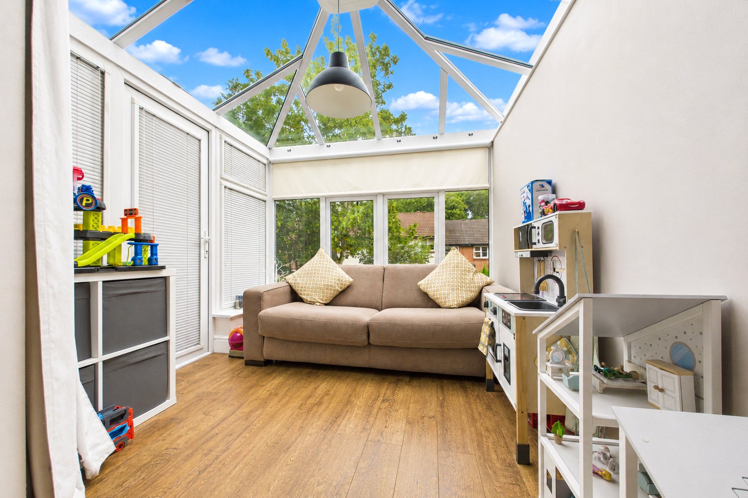 4 bedroom House for sale in Tilehurst, Reading, Berkshire