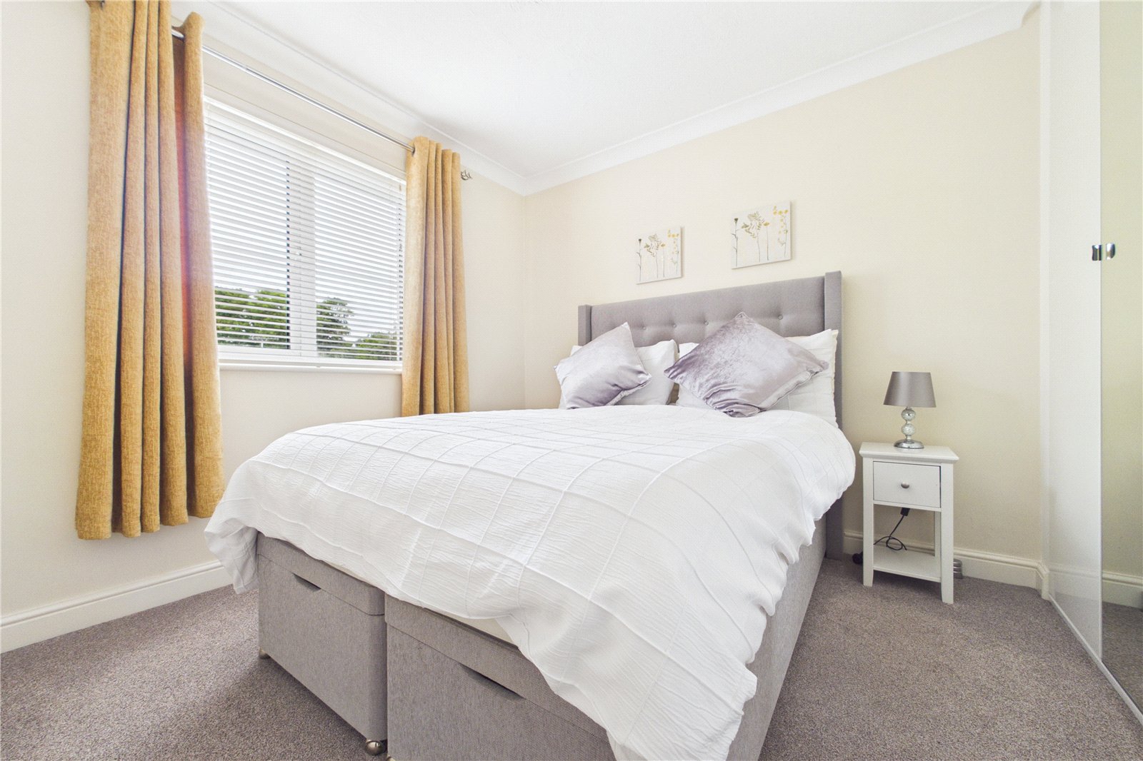 4 bedroom House for sale in Tilehurst, Reading, Berkshire