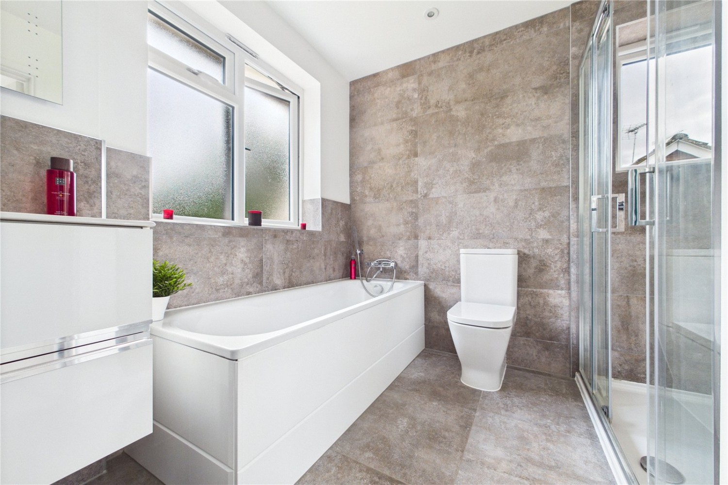 Tilehurst, Reading, Berkshire