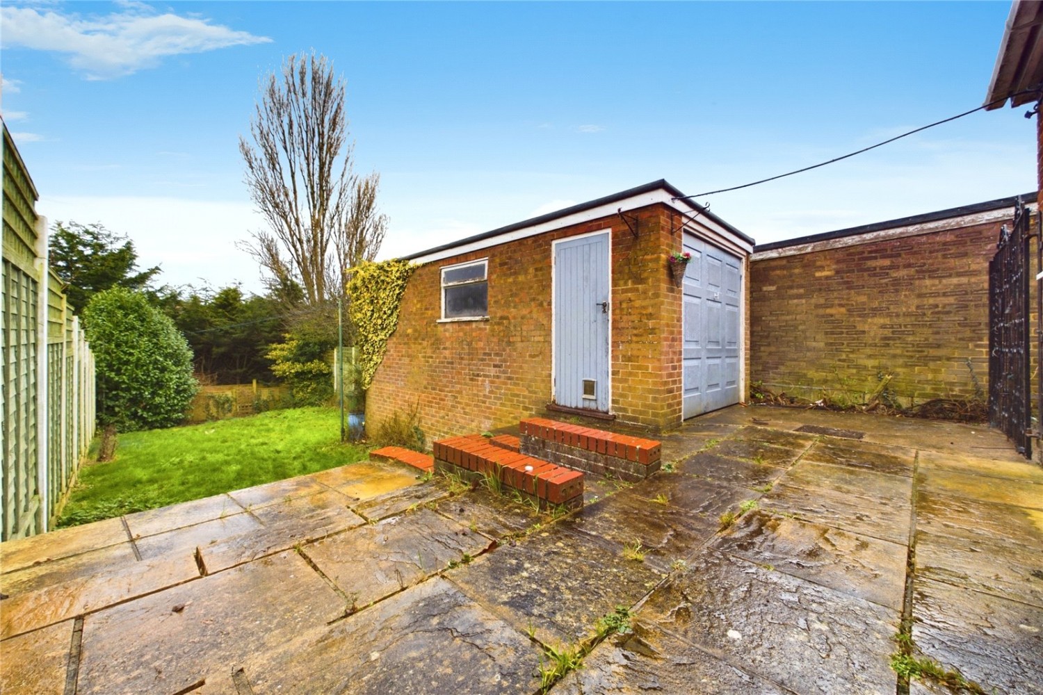 Tilehurst, Reading, Berkshire
