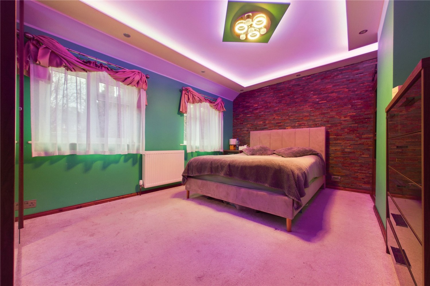 Tilehurst, Reading, Berkshire