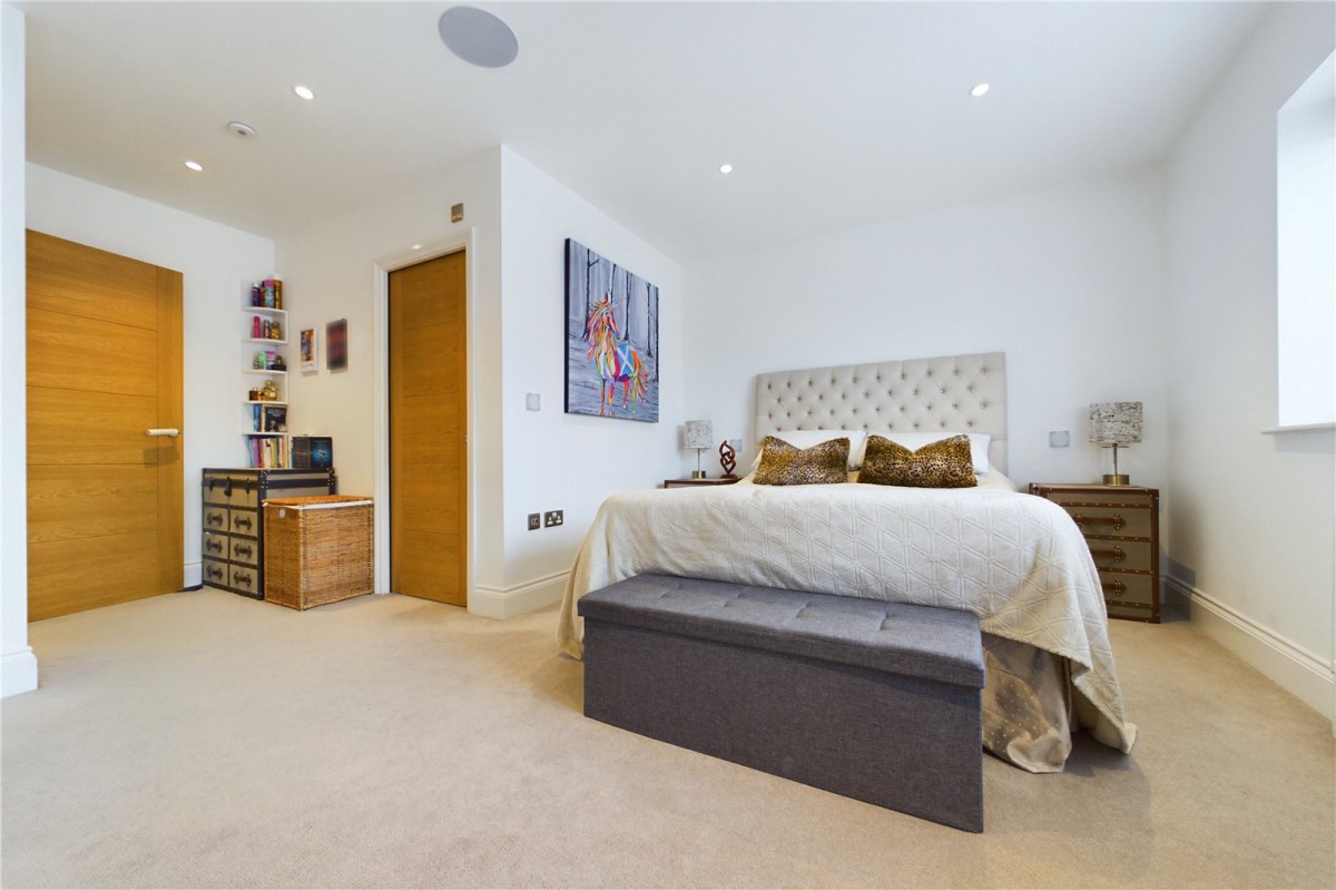 Tilehurst, Reading, Berkshire