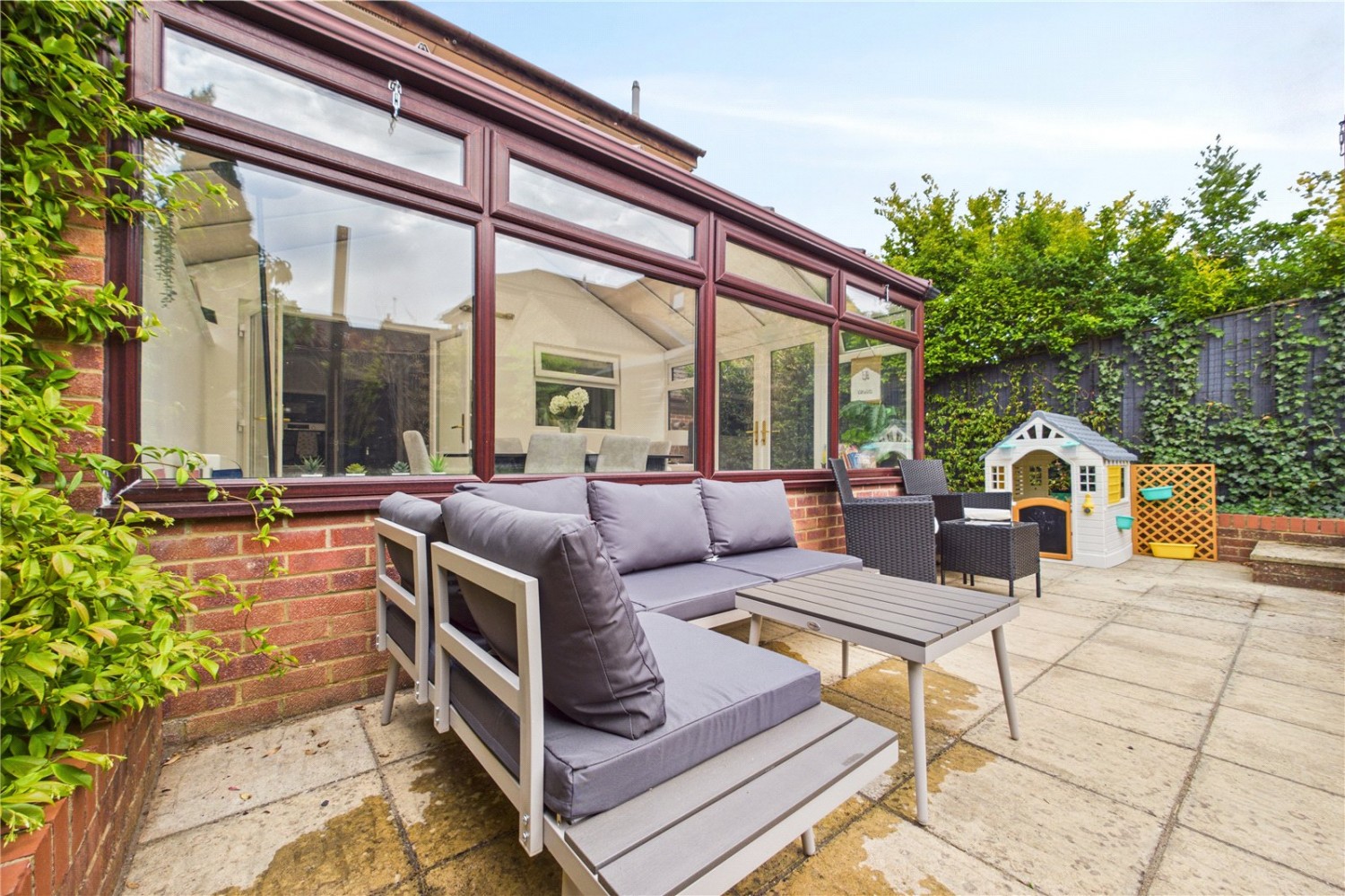 Tilehurst, Reading, Berkshire