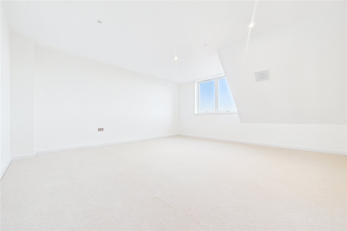 Grovelands Road, Reading, Berkshire