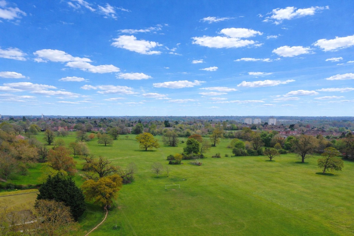 Grovelands Road, Reading, Berkshire