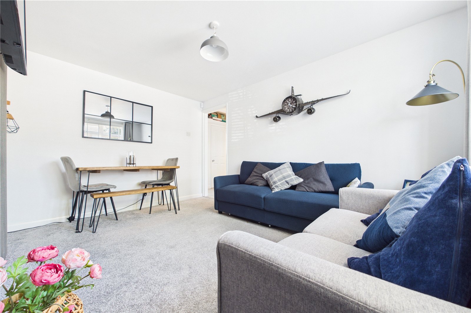 2 bedroom Flat for sale in Tilehurst, Reading, Berkshire