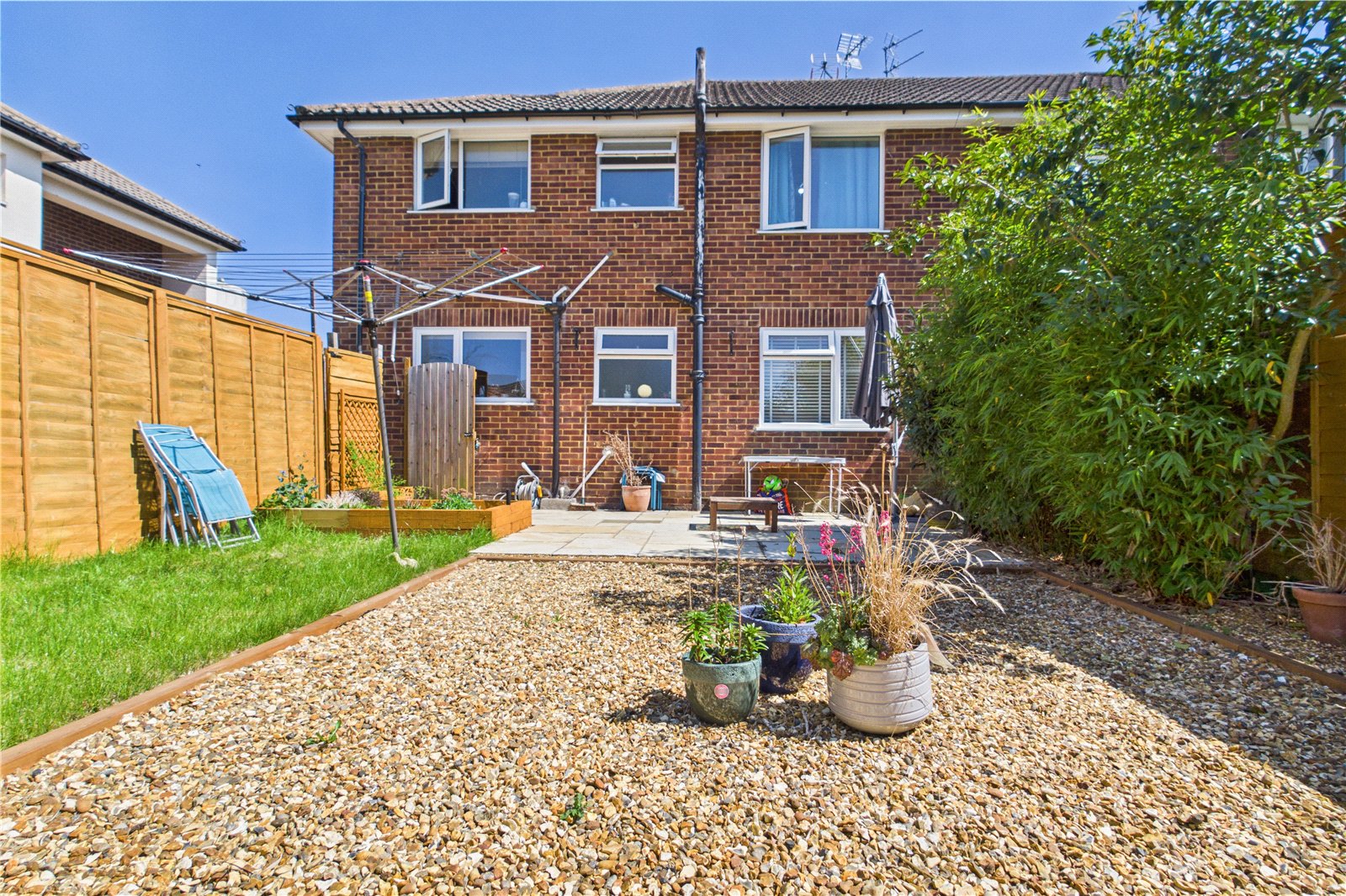 2 bedroom Flat for sale in Tilehurst, Reading, Berkshire