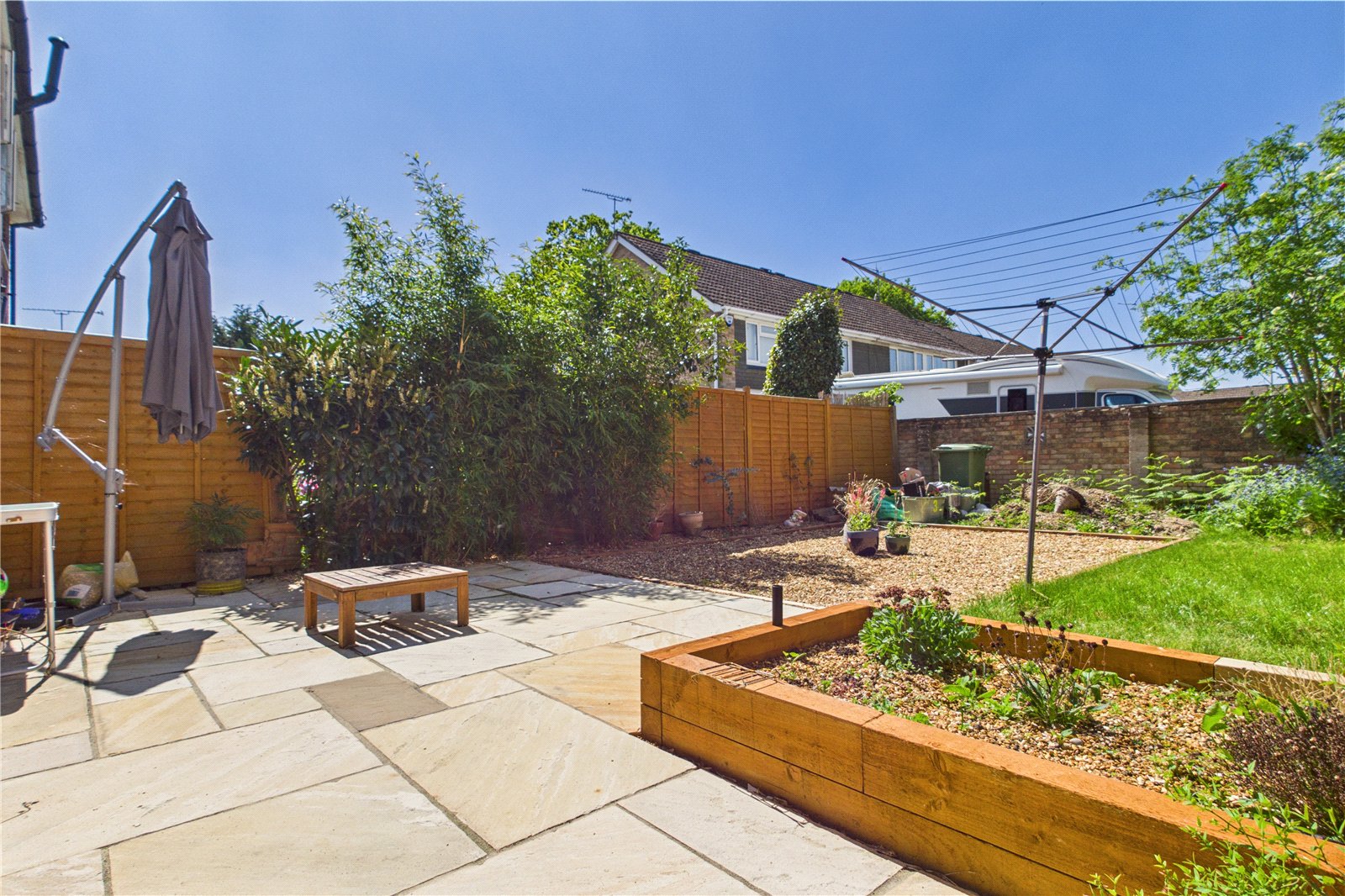 2 bedroom Flat for sale in Tilehurst, Reading, Berkshire