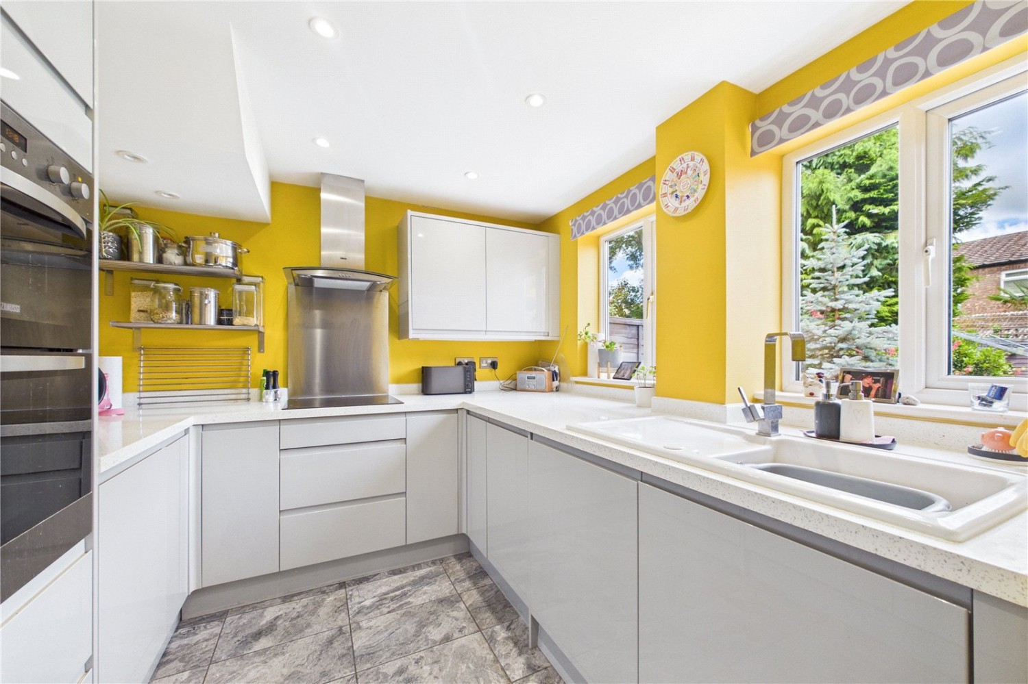 Calcot, Reading, Berkshire