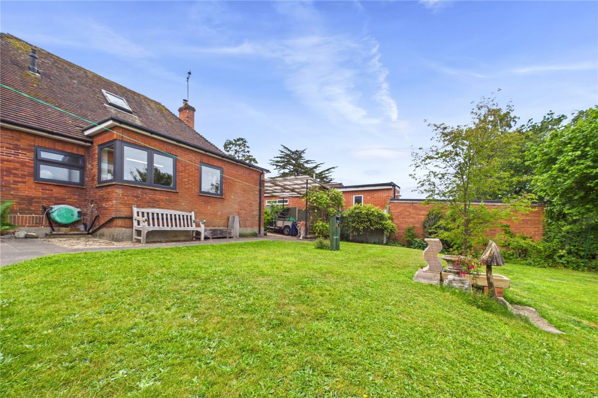 Purley on Thames, Reading, Berkshire