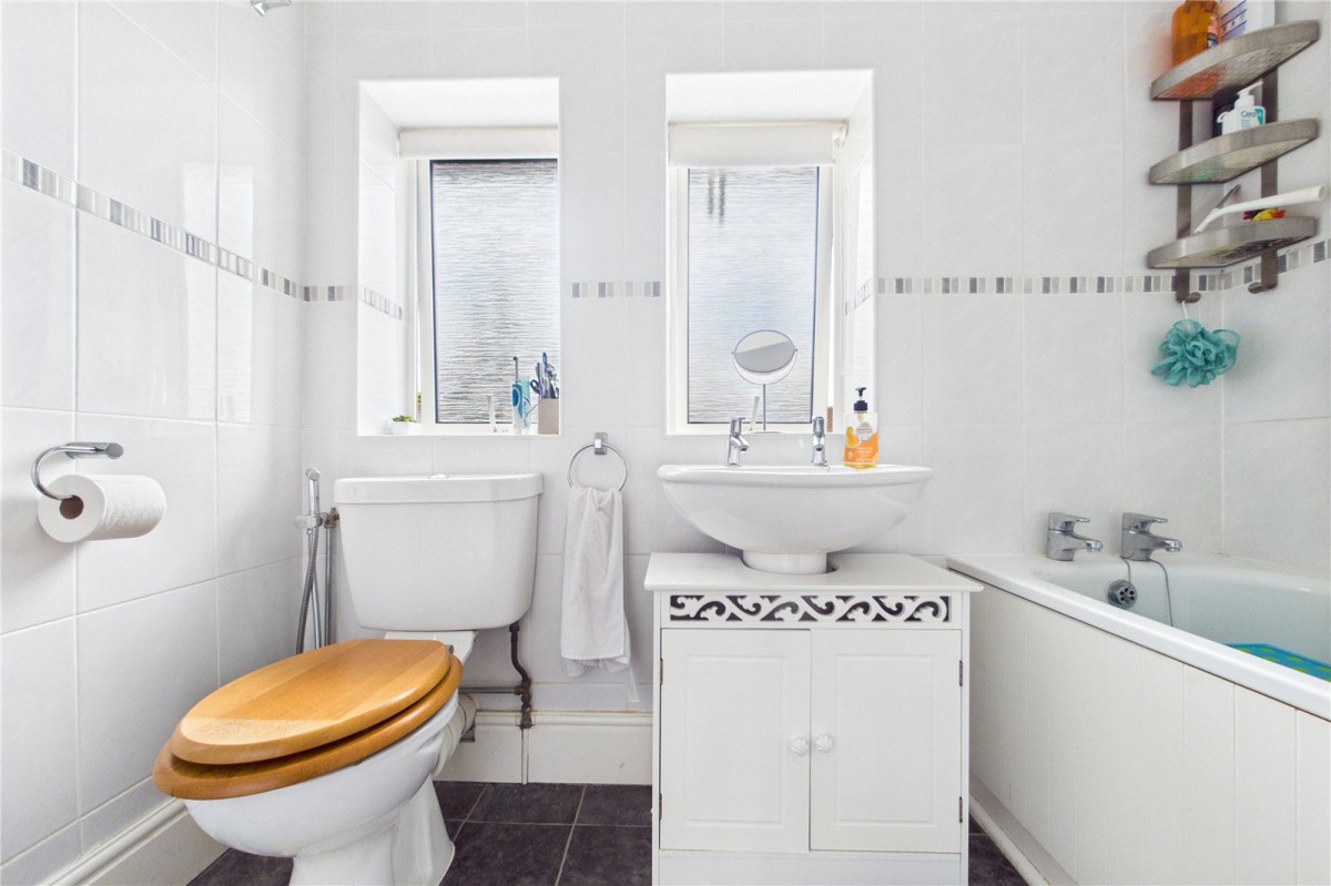 Tilehurst, Reading, Berkshire