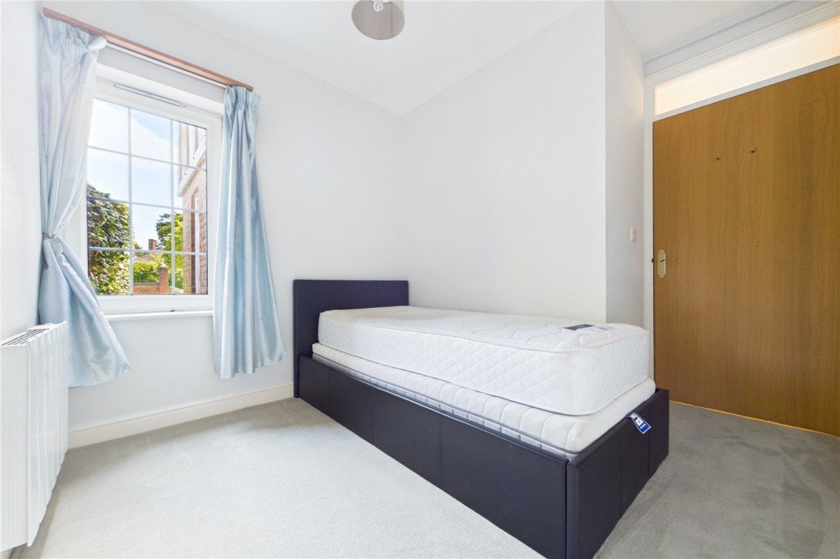 Park Lane, Tilehurst, Reading