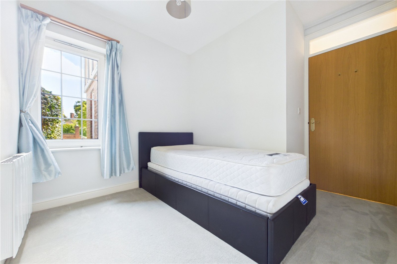 Park Lane, Tilehurst, Reading