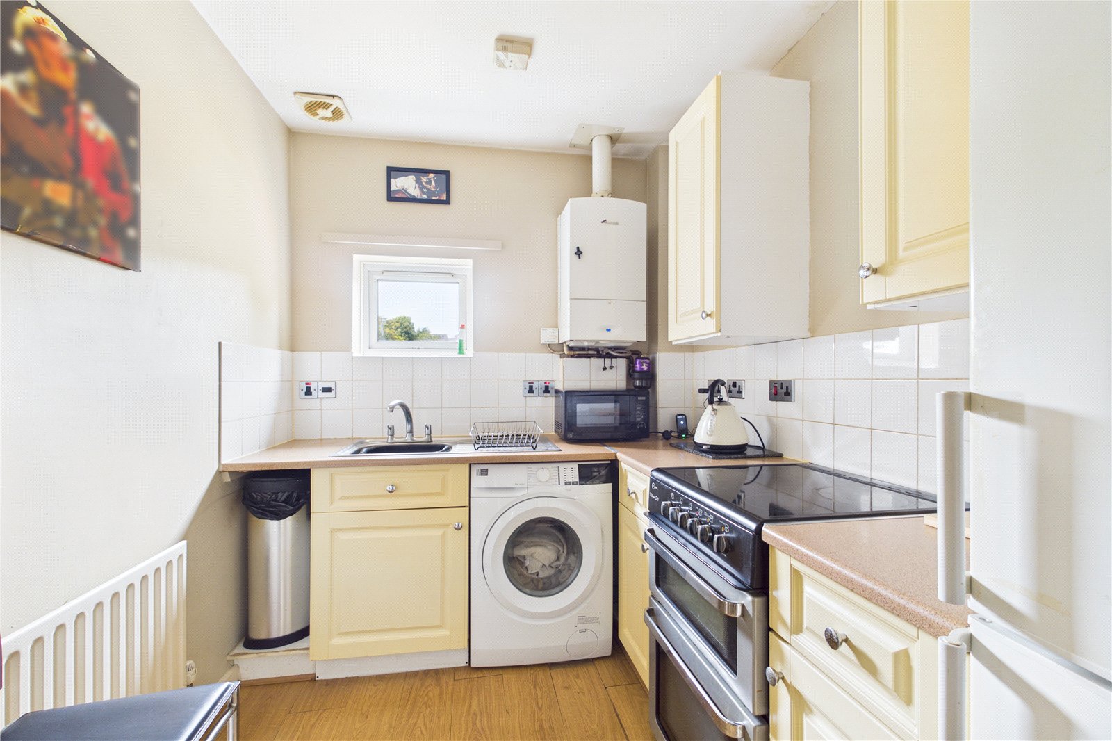 2 bedroom Flat for sale in Tilehurst, Reading, Berkshire